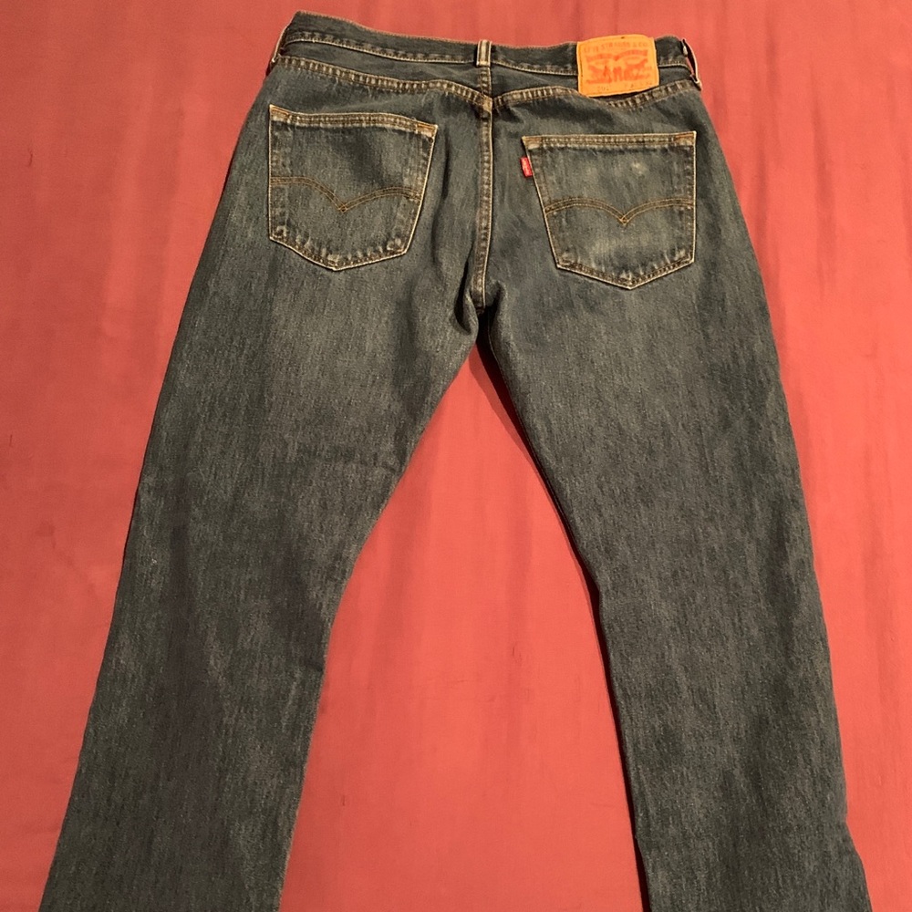 levis jeans - Picture 2 of 3